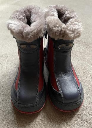 Новые детские зимние ботинки на натуральная кожа8 фото