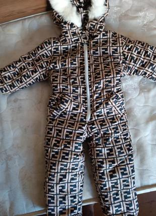Дитячій зимовий комбінезон