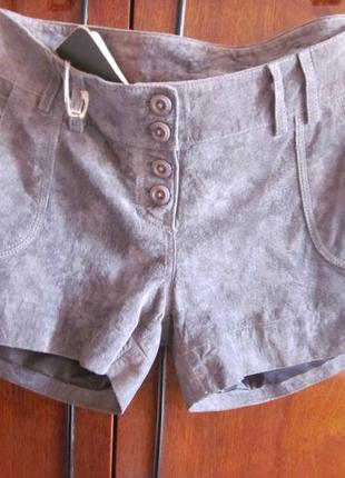 Кожаные классные шорты goosecraf размер m.цвет серый. 100% кожа goosecraft1 фото