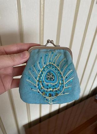 Красивий вінтажний гаманець