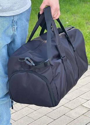 Містка сумка для тренувань, подорожей з відділом під взуття