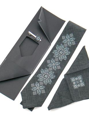 Вышитый галстук с платком и зажимом №8543 фото