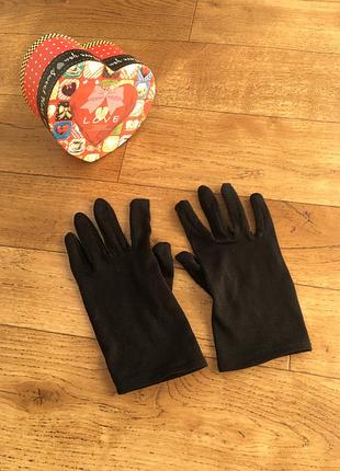 Чёрные перчатки демисезонные. тканевые перчатки. красивые перчатки