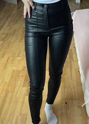Кожаные лосины zara