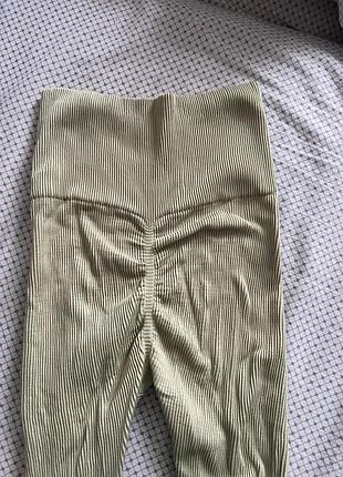 Безговные лосины пуш ап рубчик