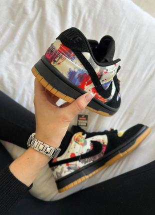 Кроссовки sb dunk low "supreme rammellzee"5 фото