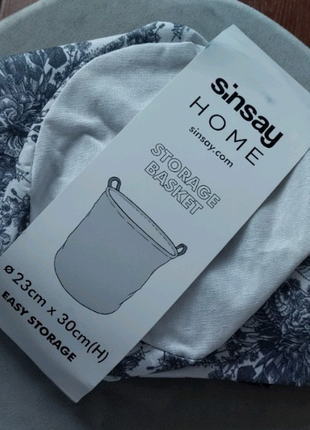Стильний складаний кошик органайзер sinsay для зберігання з сірим візерунком принтом...