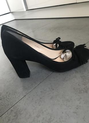 Замшевые туфли