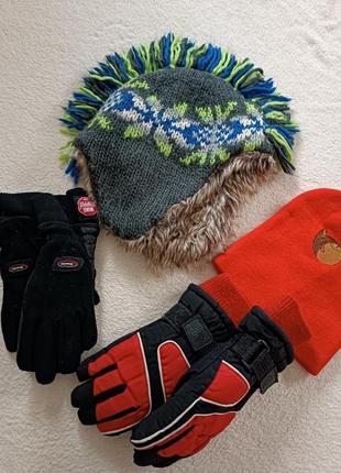 Низкая цена! набор шапка+рукавицы. лот. шапочка. зимняя шапка+ ровицы. 6-8 р. перчатки.
