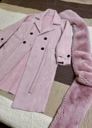 Рожеве пальто8 фото