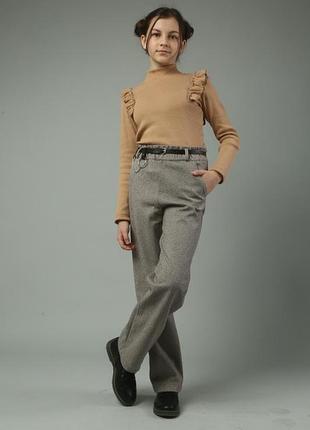 Теплые прямые брюки для девочки