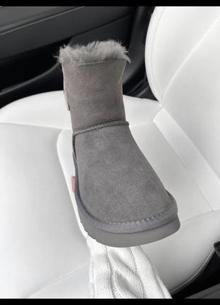 Ugg mini grey lacquer 2 zip5 фото