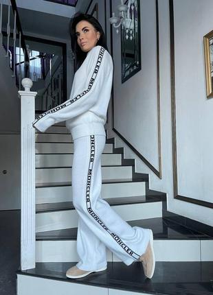 Кашеміровий костюм у стилі moncler