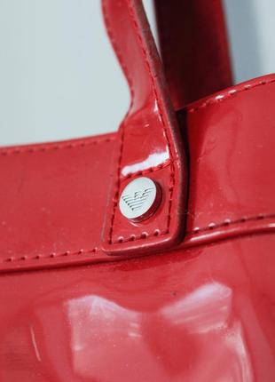 Armani jeans женская сумка лакированная красная армани guess prada gucci valentino8 фото