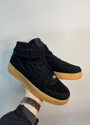 Мужские зимние кроссовки nike air force 1 черные с бежевым с мехом замшевые до -21*с найк аир форс (b)4 фото