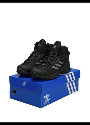 Adidas terrrex swift r gore tex fur all black grey stripes