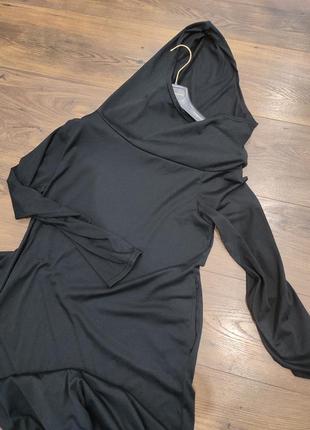 Черное платье с капюшоном длины макси2 фото