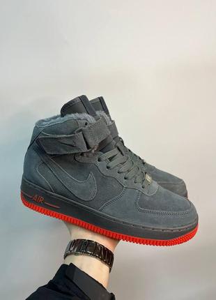 Чоловічі зимові кросівки nike air force 1 сірі з хутром замшеві до -21*с найк аір форс (b)
