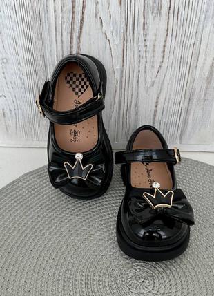 Неймовірно гарні 😍 дитячі туфлі лаковані для дівчинки5 фото