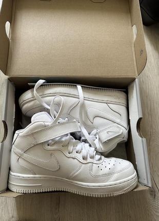 Кроссовки nike air force 1 mid