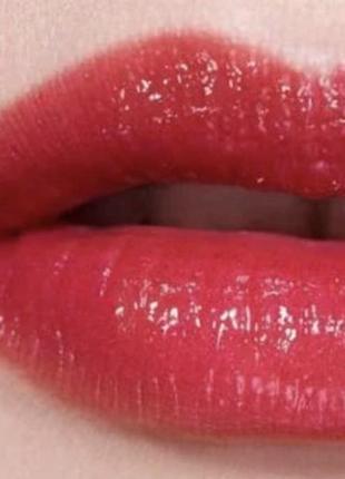 92 лучший тон увлажняющая помада-блеск для губ chanel rouge coco flash 92 amour, 3 г3 фото