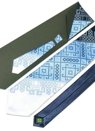 Краватка з вишивкою синє тріо3 фото