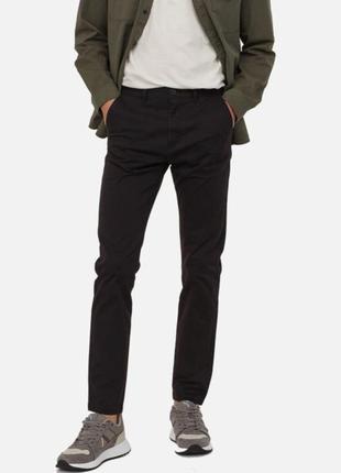 Базовые черные хлопковые брюки чиносы skinny fit stretch h&m