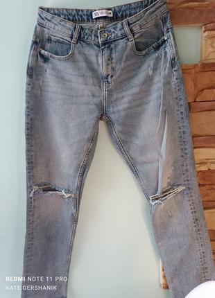 Рвані джинси zara mom бойфренд 28m