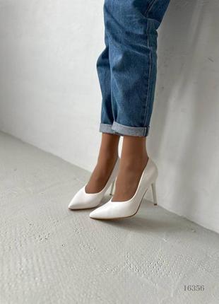 Женские туфли на шпильке белые эко кожа2 фото