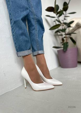 Женские туфли на шпильке белые эко кожа4 фото