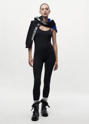 Zara комбінезон ромпер в рубчик