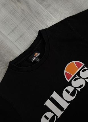 Вкорочена футболка ellesse3 фото