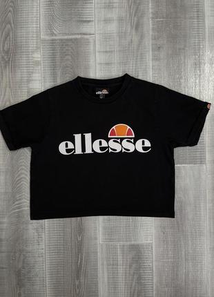 Вкорочена футболка ellesse1 фото