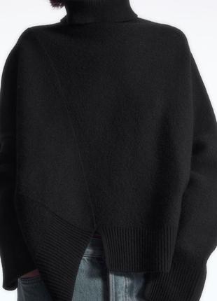 Асиметричний светр з мериносової вовни cos 12041300018 фото