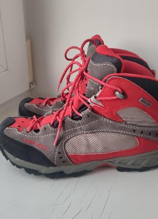 Зимові термо черевики lasportiva 34-35р. 22 см.