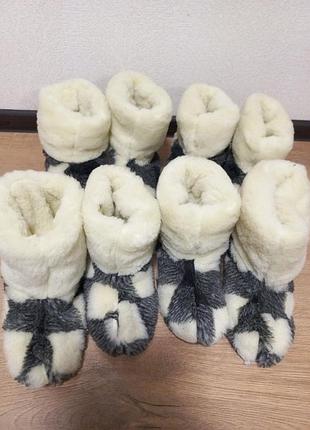 Теплые чуни из овечьей шерсти