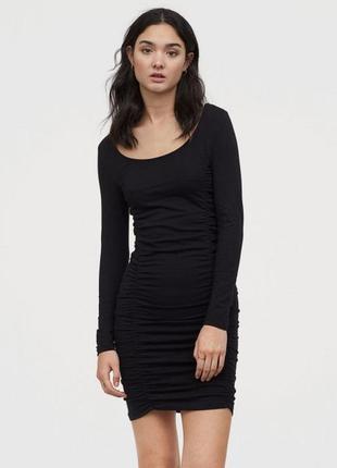 Трикотажное платье с драпировкой hm