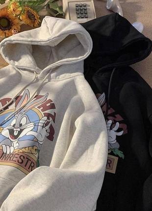 Женская теплая кофта-худи с рисунком looney tunes размер oversize 42-486 фото