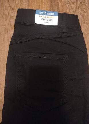 Базовые черные джеггинсы с моделирующим корректирующим эффектом эластичные штаны lift&shape эффект9 фото