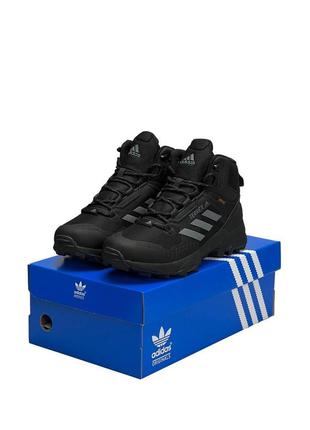 Мужские зимние мужские кроссовки adidas terrrex swift r gore tex fur all black grey stripes#адидас