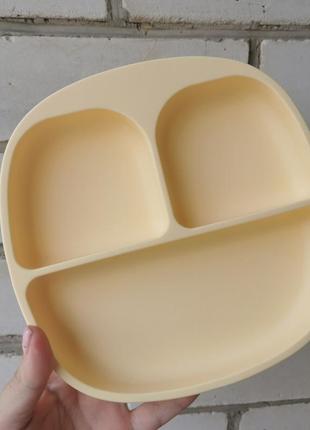 Дитячий силіконовий посуд для першого прикорму секційна тарілка на присосці поїльник слюнявчик ложка9 фото