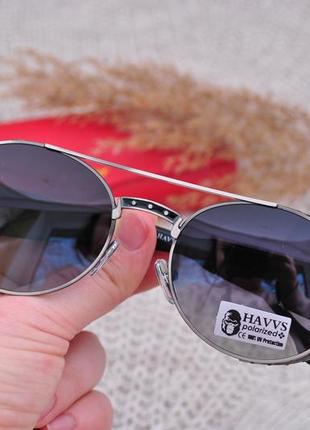 Фирменные солнцезащитные круглые очки havvs polarized с боковой шорой унисекс4 фото