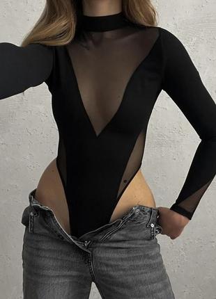 Неймовірний боді у чорному кольорі