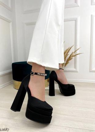 Туфли на высоком каблуке устойчивом широком черные шелк атлас медцза братс версаче versace4 фото