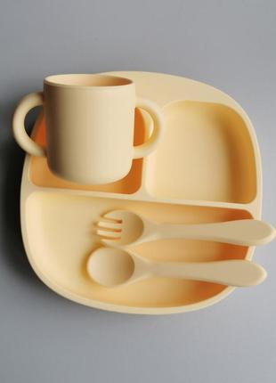 Секционная детская тарелка, чашка ложка вилка