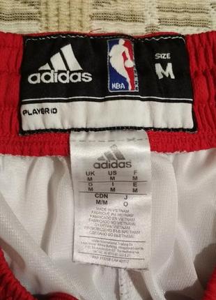 Мужские шорты adidas nba chicago bulls (m-l) оригинал7 фото