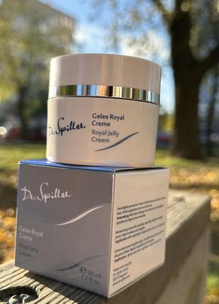 Увлажняющий крем с маточным молочком для жирной кожи dr. spiller royal jelly cream