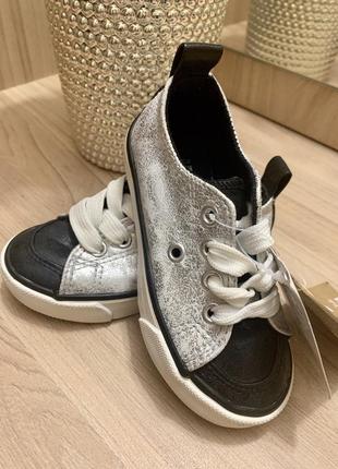 Кеды на девочку 22-23 размер 14 см по стельке