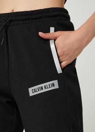 Спортивные женские штаны calvin klein performance оригинал3 фото