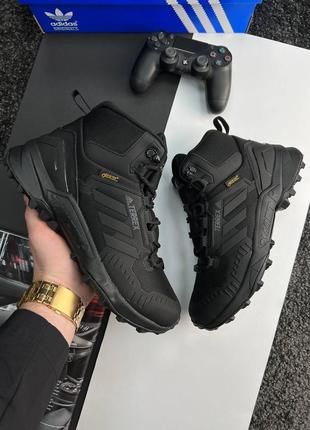 Шикарные зимние кроссовки "adidas terrex swift r gore-tex fur winter"1 фото